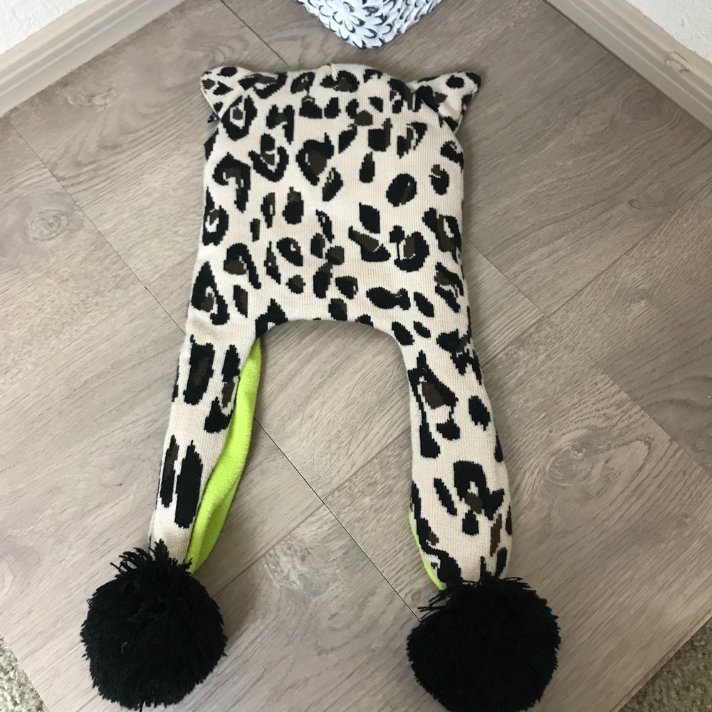Fun Leopard Cat Beanie - Picture 2 of 6